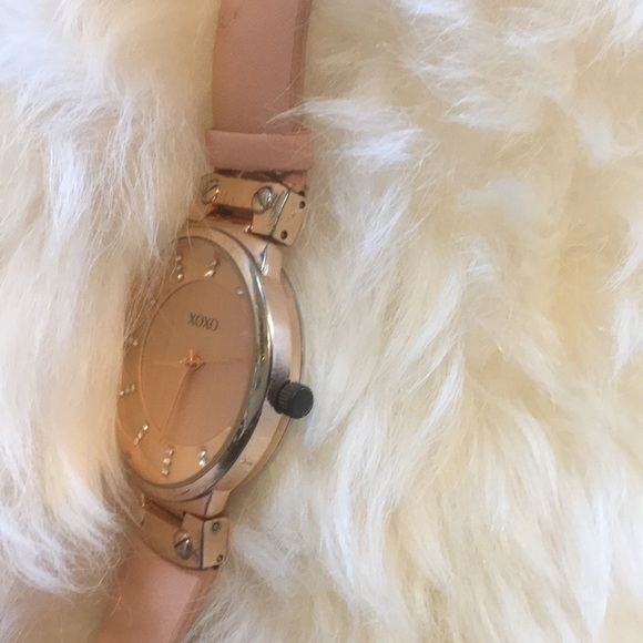 Rose Gold Watch - Picture 4 of 5